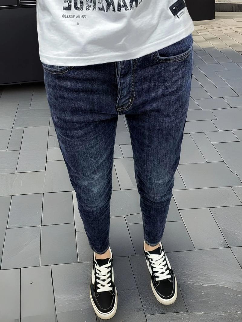 哈尔滨服装店新动向：时尚与温度同行